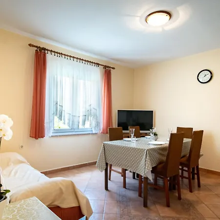 Kastell-1 By Interhome